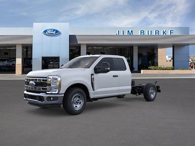 2026 Ford F-350 Super Cab SRW RWD Cab Chassis for sale #3E02583 - photo 1