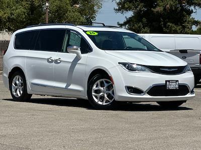 2020 Chrysler Pacifica FWD Minivan for sale #T28659 - photo 2