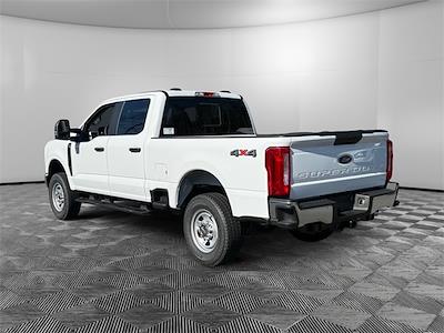 2025 Ford F-350 Crew Cab SRW 4x4 Pickup for sale #13154 - photo 2