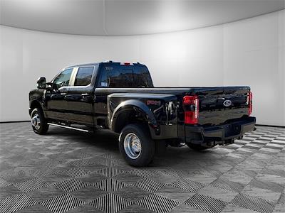 2026 Ford F-350 Crew Cab DRW 4x4 Pickup for sale #13705 - photo 2