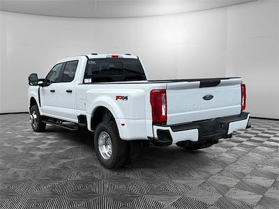 2026 Ford F-350 Crew Cab DRW 4x4 Pickup for sale #13707 - photo 2