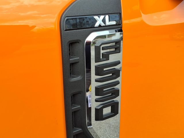 Used 2024 Ford F-550 - photo 14