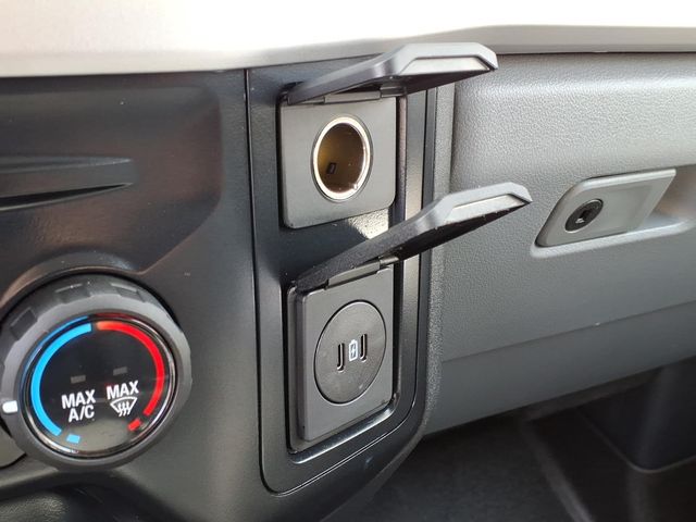 Used 2024 Ford F-550 - photo 28