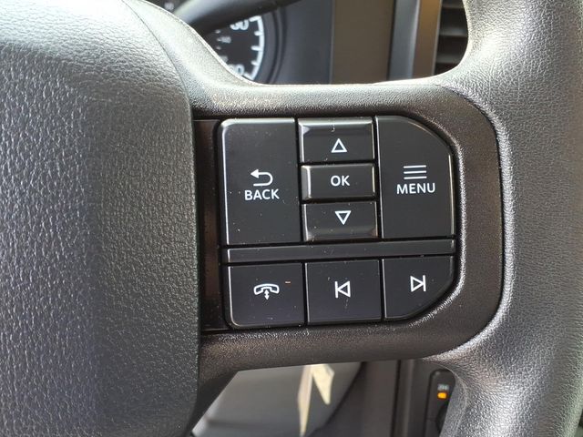 Used 2024 Ford F-550 - photo 32