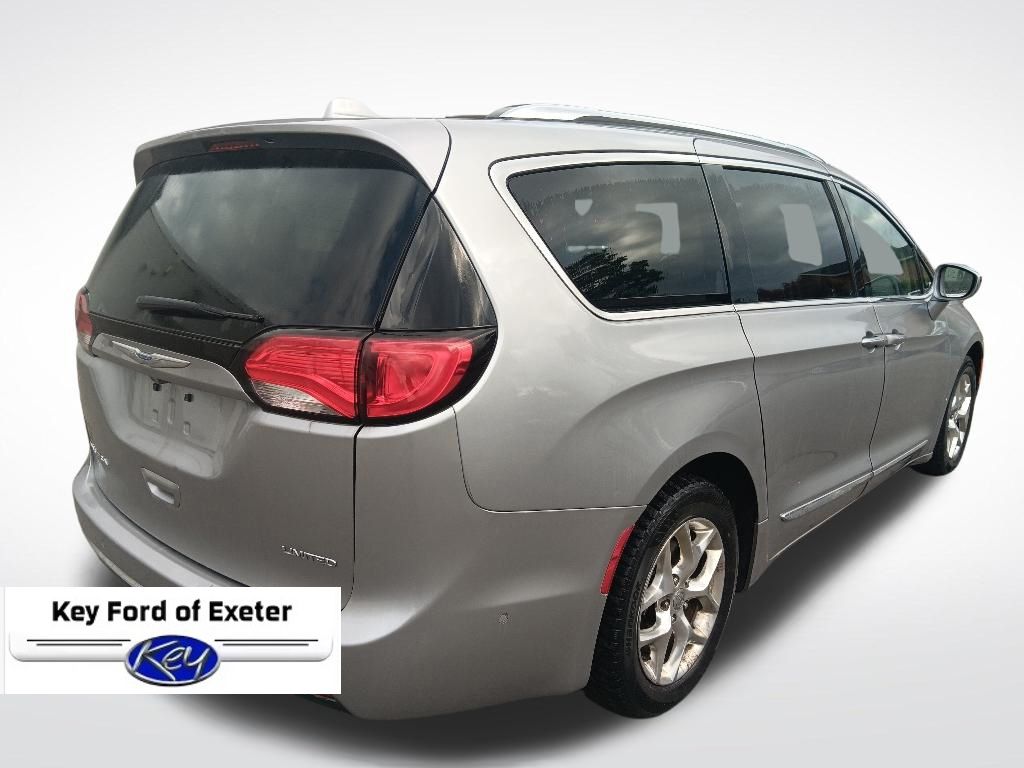 Used 2018 Chrysler Pacifica - photo 12