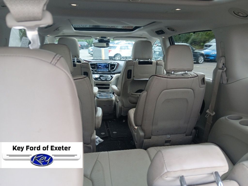 Used 2018 Chrysler Pacifica - photo 16
