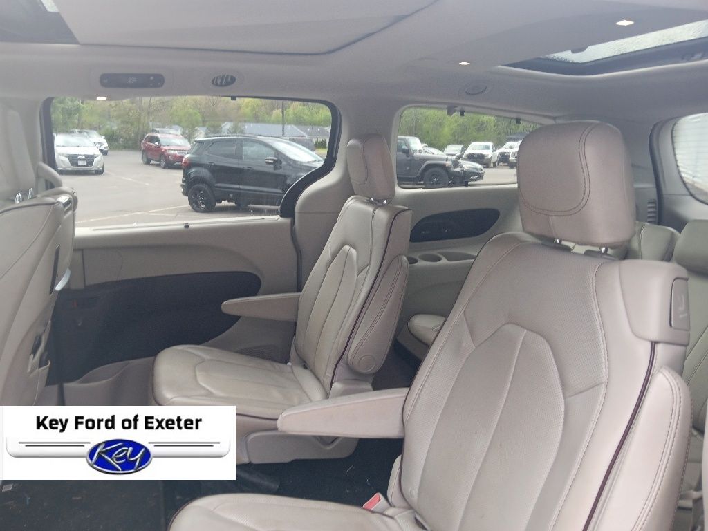 Used 2018 Chrysler Pacifica - photo 21