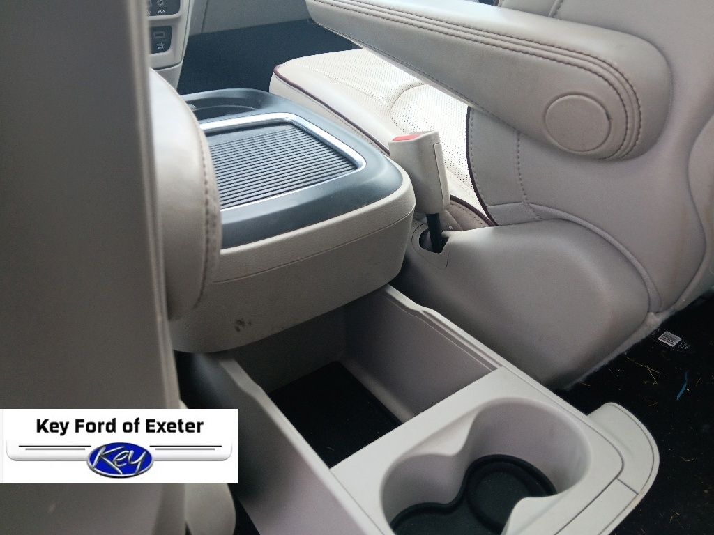 Used 2018 Chrysler Pacifica - photo 27
