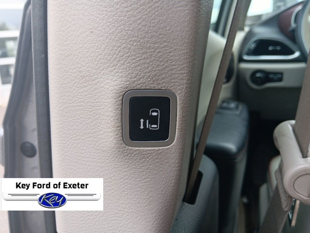 Used 2018 Chrysler Pacifica - photo 28