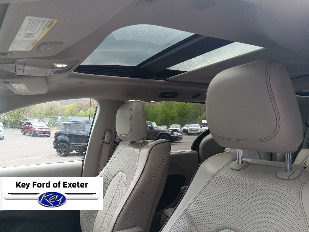 Used 2018 Chrysler Pacifica - photo 32