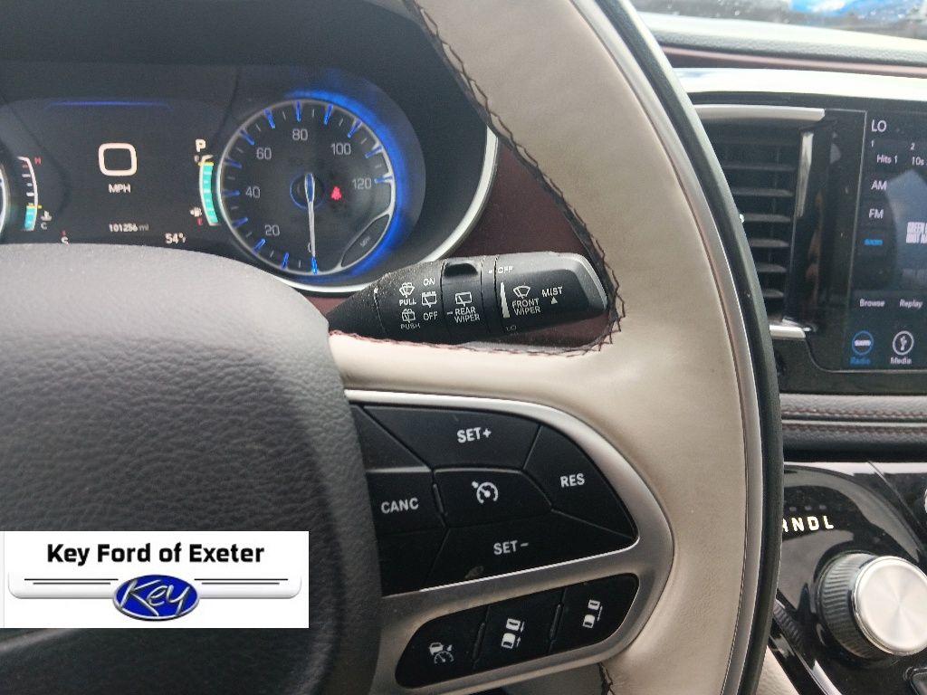 Used 2018 Chrysler Pacifica - photo 36