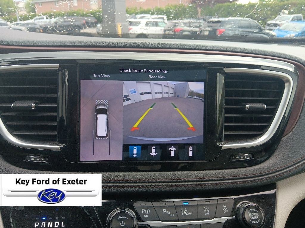 Used 2018 Chrysler Pacifica - photo 45
