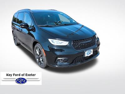 2025 Chrysler Pacifica FWD Minivan for sale #JJ11799 - photo 2