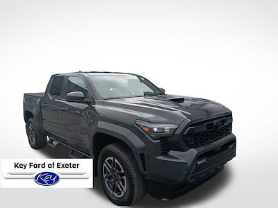 Used 2025 Toyota Tacoma - photo 1