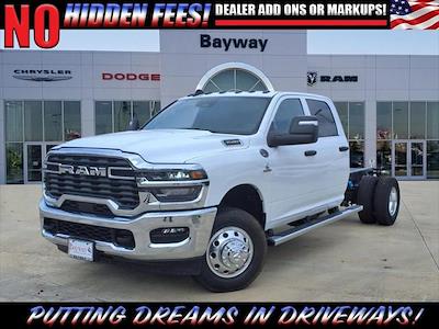 New 2025 Ram 3500 Tradesman Crew Cab 4x4 60 CA Cab Chassis for sale #B250635 - photo 1