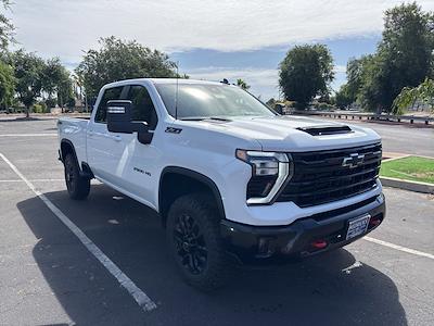 New 2025 Chevrolet Silverado 2500 LT Crew Cab 4WD Pickup for sale #250839 - photo 1