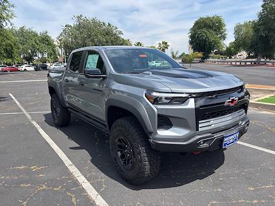New 2025 Chevrolet Colorado ZR2 Crew Cab 4WD Pickup for sale #250843 - photo 1