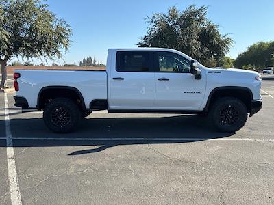 New 2025 Chevrolet Silverado 2500 ZR2 Crew Cab 4WD Pickup for sale #251073 - photo 2