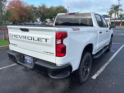 New 2026 Chevrolet Silverado 1500 Custom Crew Cab for sale #260243 - photo 2