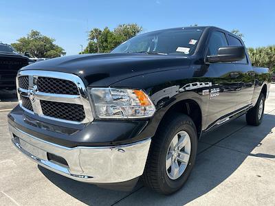 2024 Ram 1500 Classic Crew Cab 4x4, Pickup for sale #C240380 - photo 1