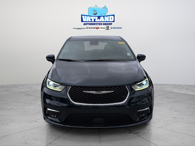 2023 Chrysler Pacifica FWD Minivan for sale #C250439A - photo 2