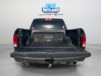 Used 2021 Ram 1500 Classic - photo 1