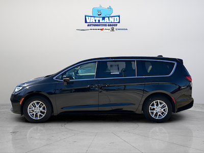 Used 2024 Chrysler Pacifica Touring L Minivan for sale #CP10673 - photo 2