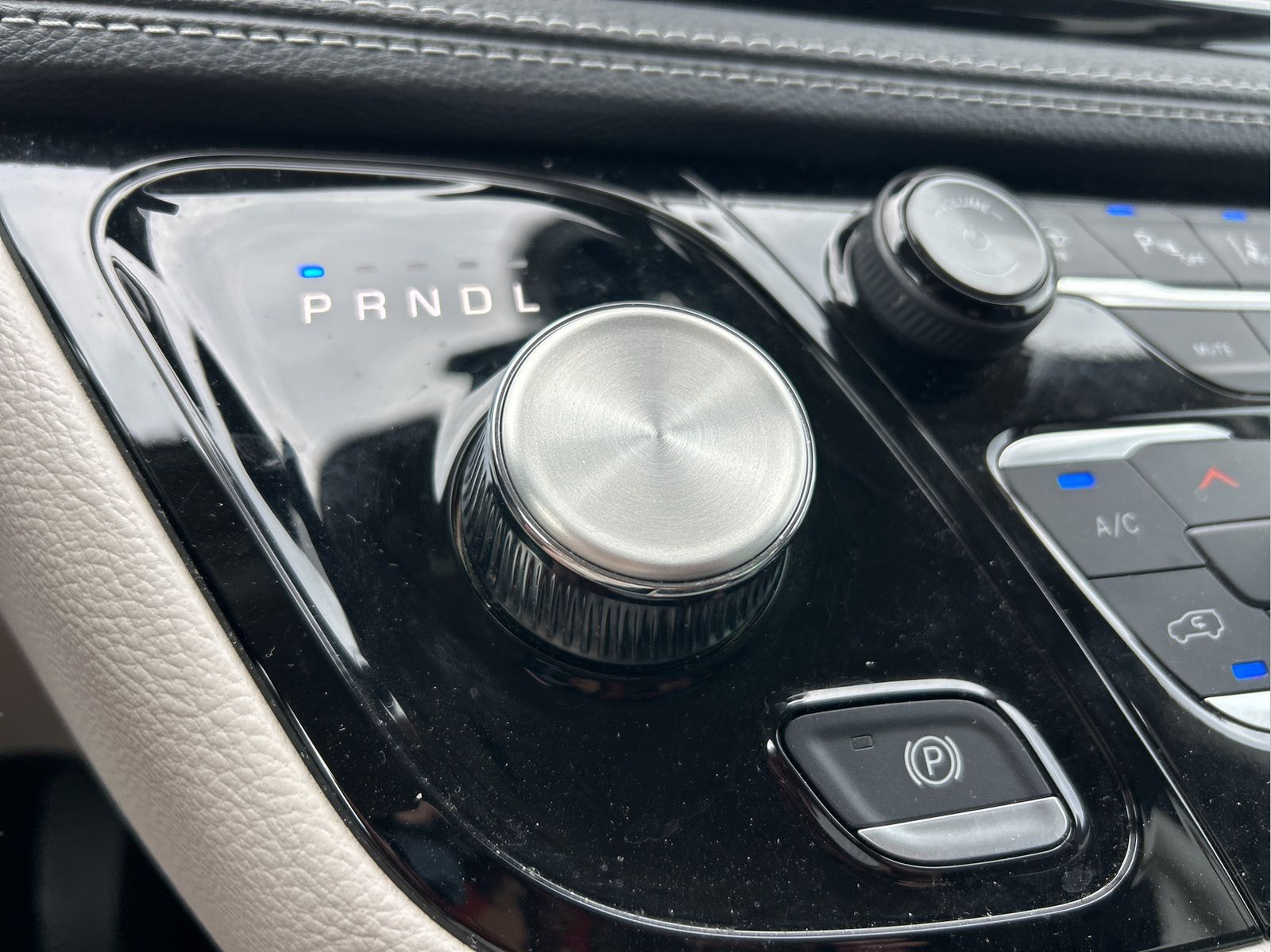 Used 2023 Chrysler Pacifica - photo 20