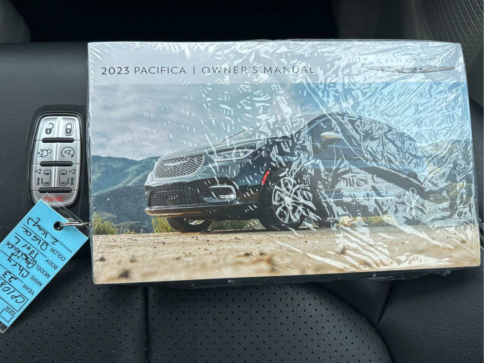 Used 2023 Chrysler Pacifica - photo 21