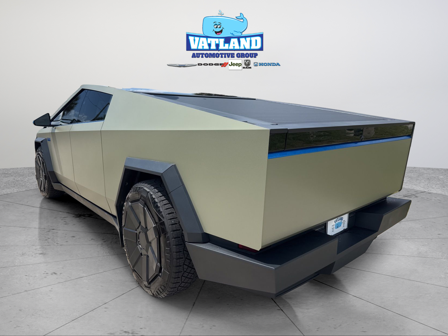 Used 2024 Tesla Cybertruck - photo 6