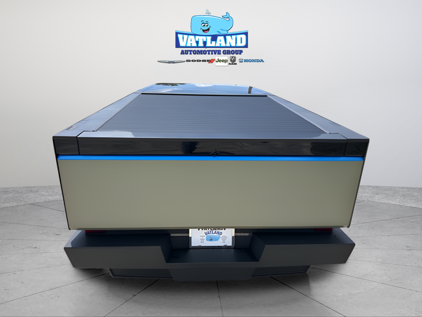 Used 2024 Tesla Cybertruck - photo 9