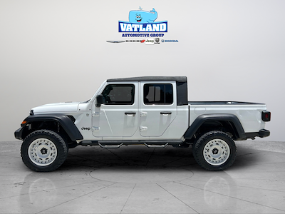 2020 Jeep Gladiator Crew Cab 4WD Pickup for sale #CP10883 - photo 2