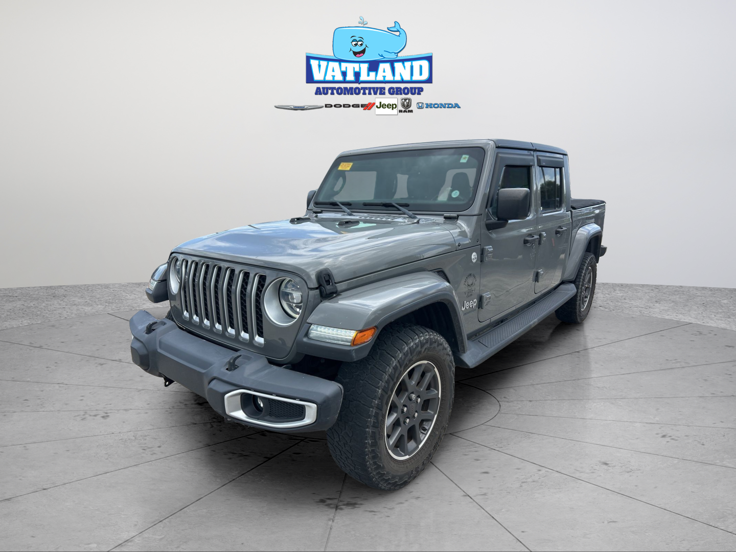 Used 2020 Jeep Gladiator - photo 1
