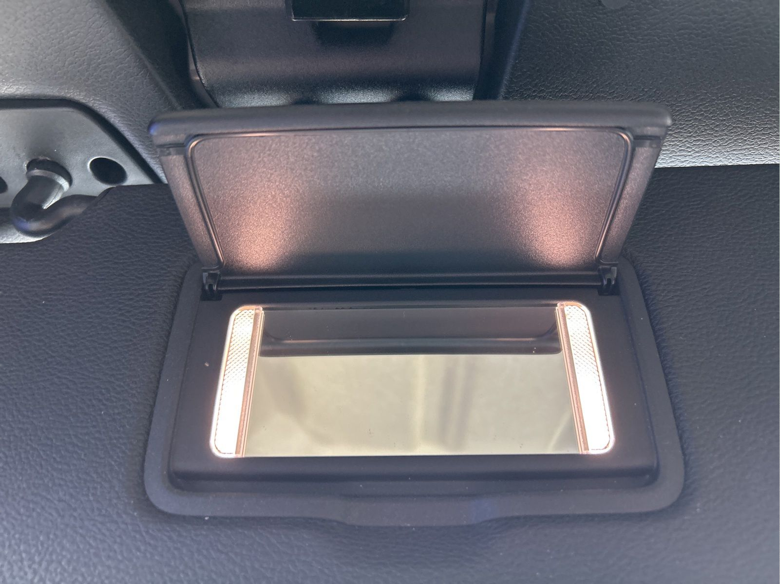 Used 2020 Jeep Gladiator - photo 33