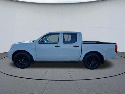 Used 2018 Nissan Frontier SV Crew Cab for sale #D753775 - photo 2