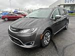 Used 2017 Chrysler Pacifica Platinum Minivan for sale #Q684941 - photo 9