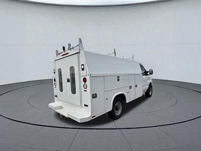 Used 2016 Ford E-350 - photo 1