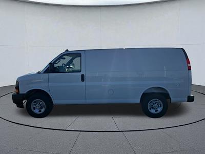 Used 2024 Chevrolet Express 2500 - photo 1