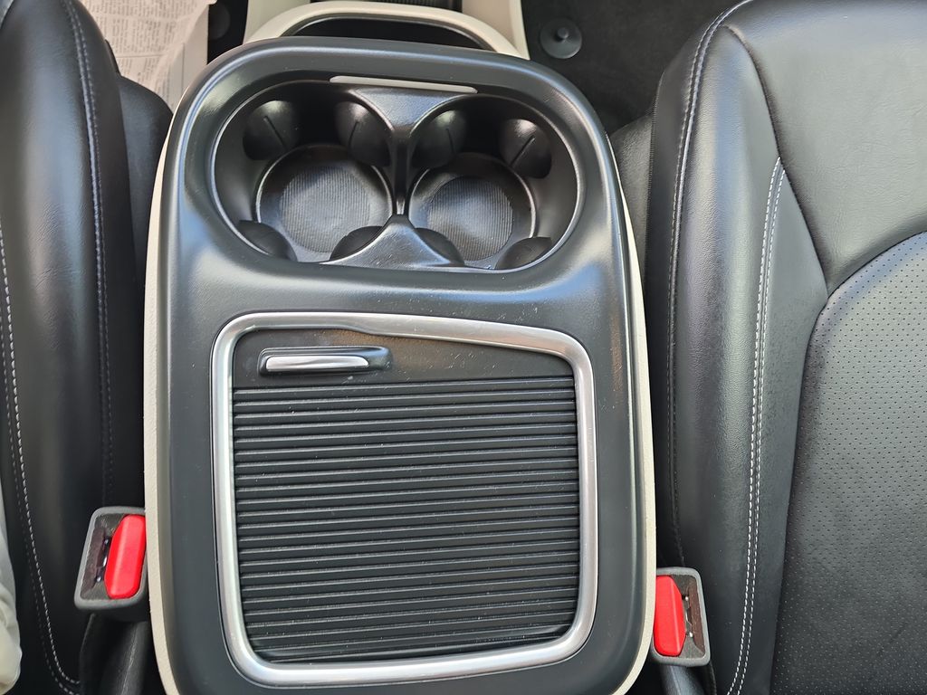 Used 2023 Chrysler Pacifica - photo 34