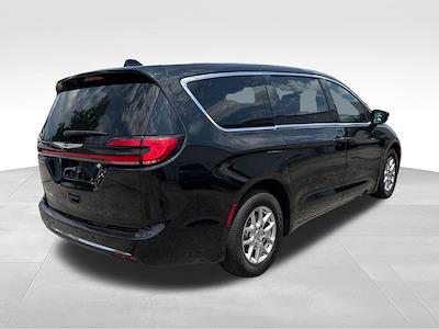 2025 Chrysler Pacifica FWD Minivan for sale #Q530076 - photo 2