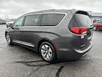 Used 2017 Chrysler Pacifica Platinum Minivan for sale #Q684941 - photo 8