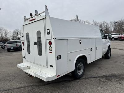 Used 2016 Ford E-350 - photo 1
