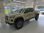 2024 Chevrolet Colorado Crew Cab 4WD Pickup for sale #25C342A - photo 3