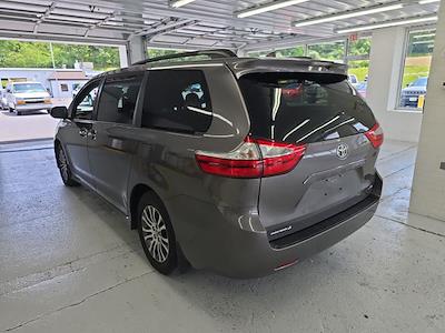 2019 Toyota Sienna 4x2 Minivan for sale #25K167B - photo 2