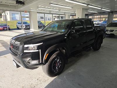 Used 2025 Nissan Frontier - photo 1
