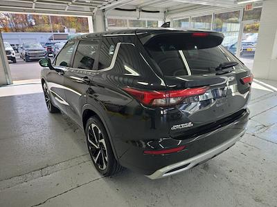 2022 Mitsubishi Outlander 4WD SUV for sale #26K102A - photo 2