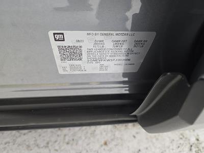 Used 2023 Chevrolet Traverse - photo 1