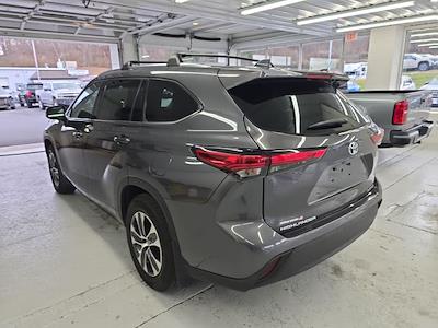 2021 Toyota Highlander AWD SUV for sale #26K77A - photo 2