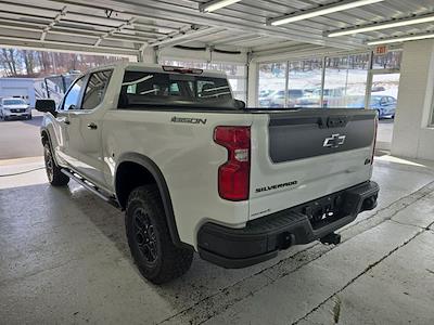 Used 2023 Chevrolet Silverado 1500 - photo 1