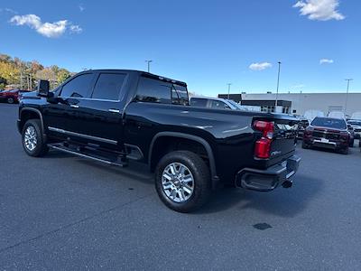 2024 Chevrolet Silverado 2500 Crew Cab 4WD Pickup for sale #U7840A - photo 2